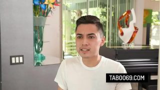 PAWG Stepmom Returns Home From The Hospital And Gets Analed By Stepson – Lauren Phillips