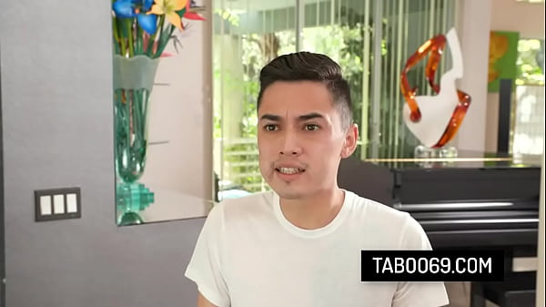 PAWG Stepmom Returns Home From The Hospital And Gets Analed By Stepson – Lauren Phillips