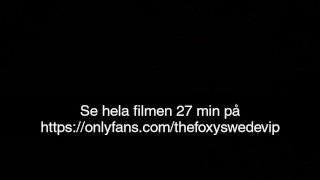 Skolläkaren lär klassens pojkar om kvinnokroppen och fittan